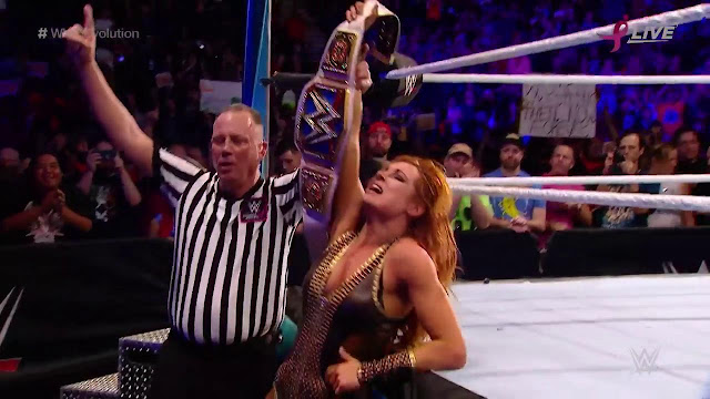 WWE Evolution : Becky Lynch Def Charlotte Flair