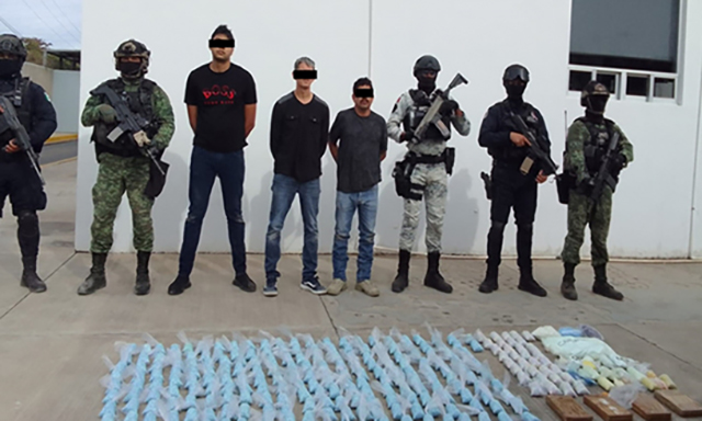Ejército asegura más de 500,000 pastillas de posible fentanilo en Sinaloa.