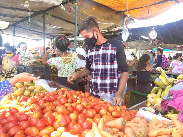 ¡A PESAR DE SER BARATO! BAJAS SON LAS VENTAS EN EL MERCADO MUNICIPAL