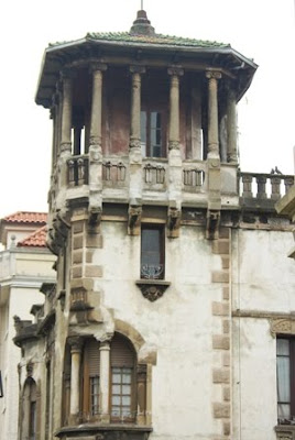 Gijón, Modernismo, edificio plaza de Europa 27