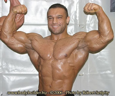 Amazing male and female bodybuilders Seen On www.coolpicturegallery.net