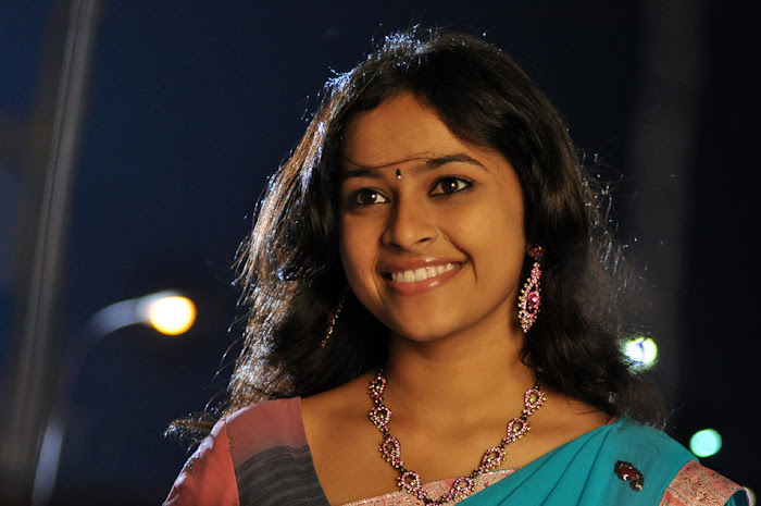 sri divya new unseen pics