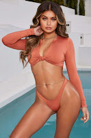 Sofia Jamora sexy bikini body model photo