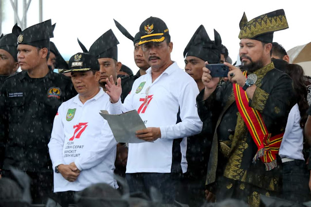 Buka Pesta Anak Pulau, Rudi Apresiasi Semangat Warga Pesisir Memeriahkan HUT Kemerdekaan RI ke 77