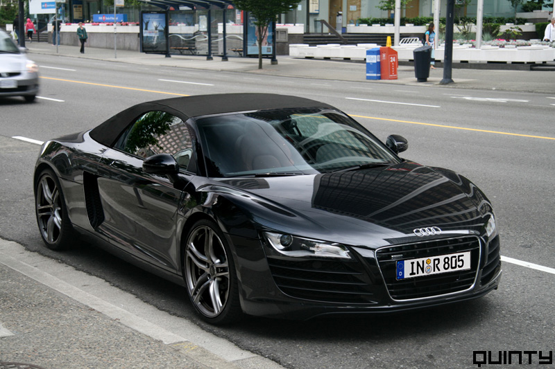 audi r8 black