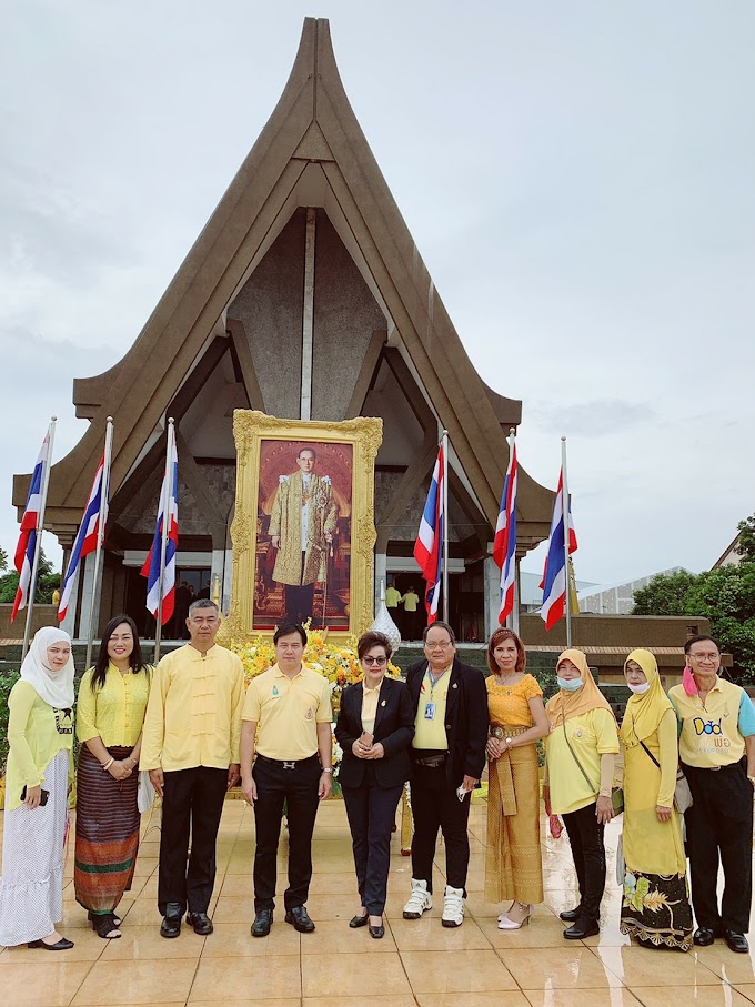 ชมรมพหุวัฒนธรรมราชอาณาจักรไทย จังหวัดปทุมธานี  ร่วมพิธีวางพวงมาลาและทำบุญถวายเป็นพระราชกุศล เนื่องในวันคล้ายวันสวรรคต พระบาทสมเด็จพระบรมชนกาธิเบศร  มหาภูมิพลอดุลยเดชมหาราช บรมนาถบพิตร