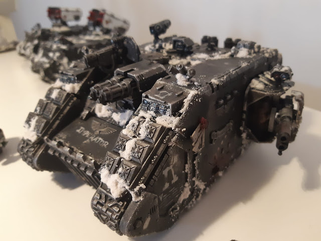 Land Raider Raven Guard