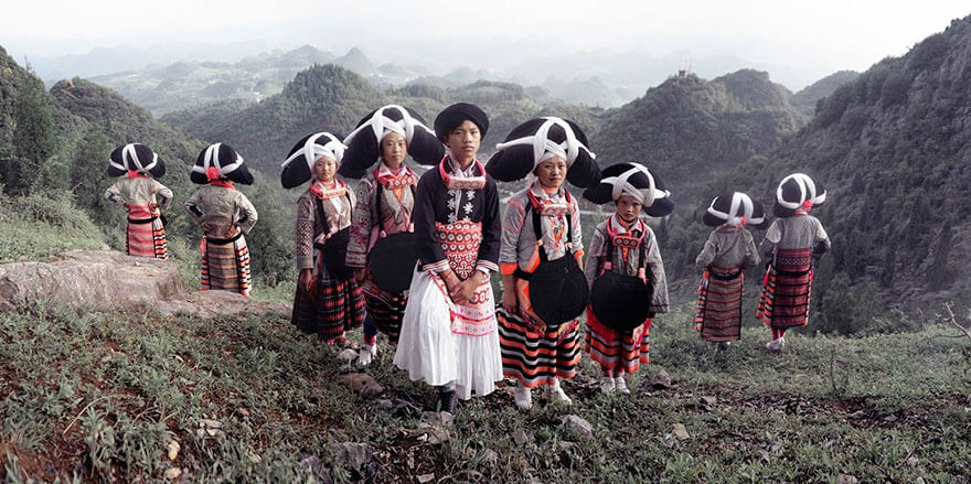 21 Stunning Pictures Of Isolated Tribes From All Around The Globe