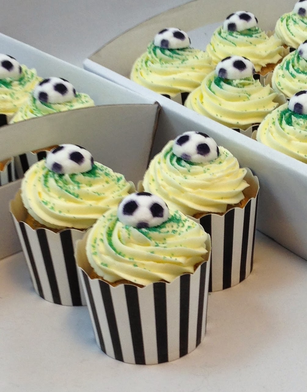 icing on the cake kits Soccer-Cupcake-Kit