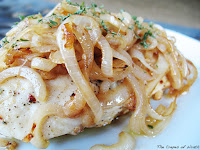 CHICKEN WITH CARAMELIZED ONIONS IN BUTTER, LEMON, AND WHITE WINE