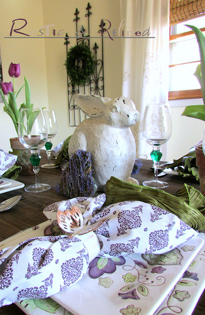 Fresh Tulips as a centerpiece for a spring table setting