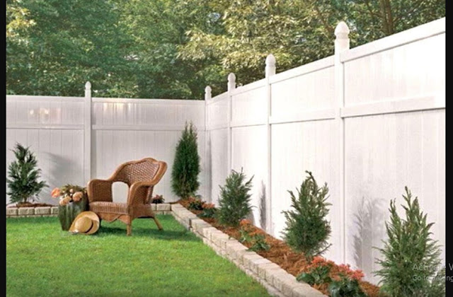 Small Garden in The Backyard Design Ideas with white fence