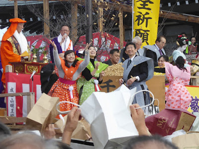 成田山節分祭 百田夏菜子 土村芳 豆まき