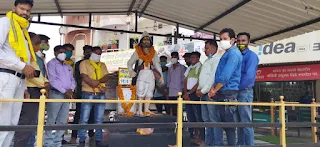 आदिवासी समाज ने महानायक क्रांतिकारी धरती आबा "बिरसा मुंडा" की पुण्यतिथि पर उनके मार्ग पर चलने का लिया संकल्प