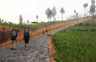 Jalur Pendakian Gunung Sumbing Dari Desa Garung