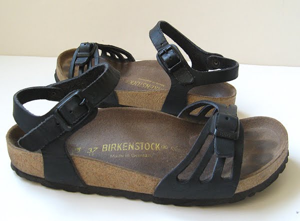 CoachShoes: BIRKENSTOCK BALI SANDALS SIZE 37 BLACK SANDALS 7