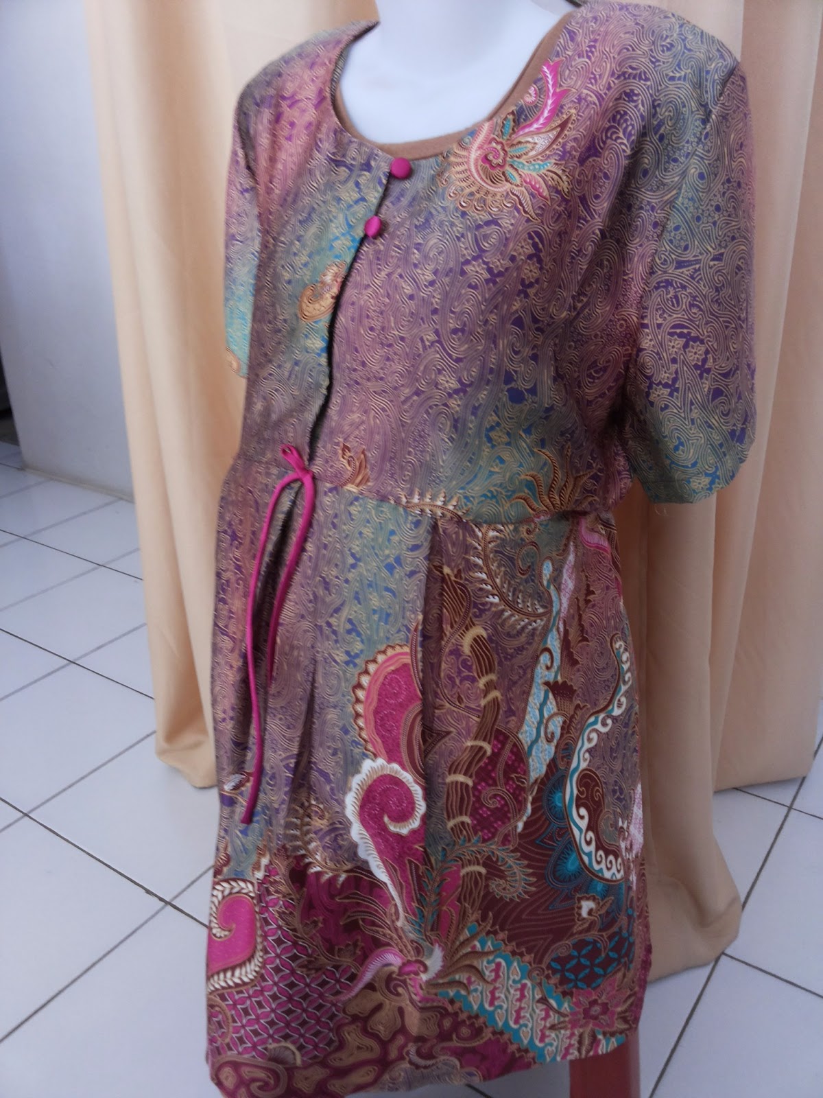 Model Baju Kerja Hamil Batik