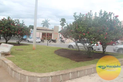 Praça Dr. Castro Cincurá Macajuba Bahia