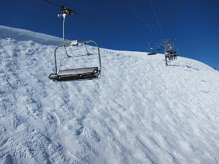 Under the lip on the Tea Cup Lift in China Bowl