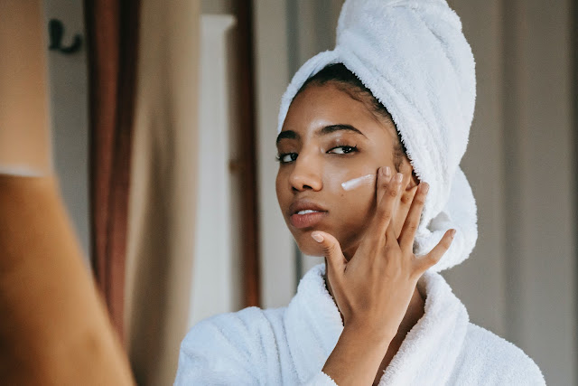 Best Moisturizers for Dry, Combo, Sensitive, Oily Skin, and Clear Skin