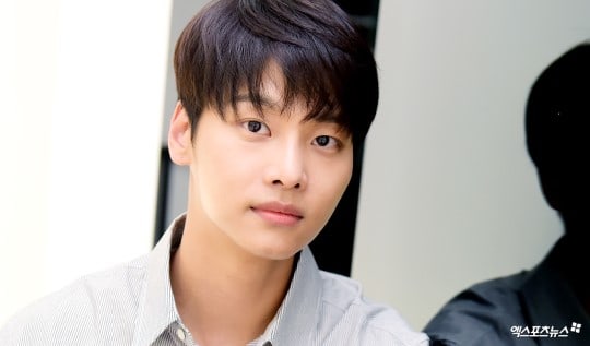 VIXX N