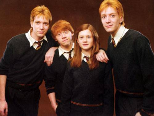 celeb siblings 0 Popular on screen siblings (33 photos)