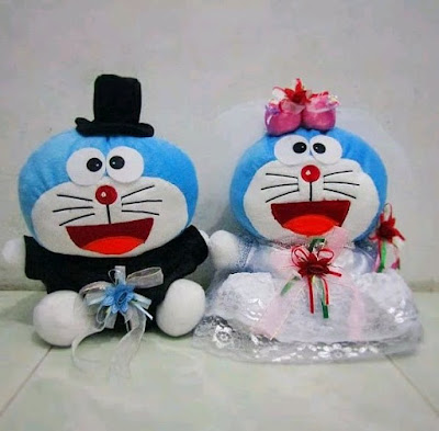 dekorasi pernikahan doraemon terbaru