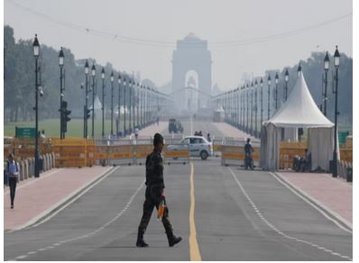 घर से बाहर निकलना मुश्किल, आने वाली पीढ़ियों पर पड़ेगा असर; SC ने कई राज्यों को लगाई फटकार