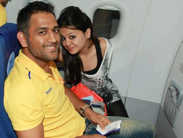 Sakshi Dhoni's hottest pics - only for light hearted people 