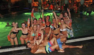 night life in Bali, top night life, Kuta night life, Seminyak bars, Sanur, Jimbaran, night life spots, party in Bali