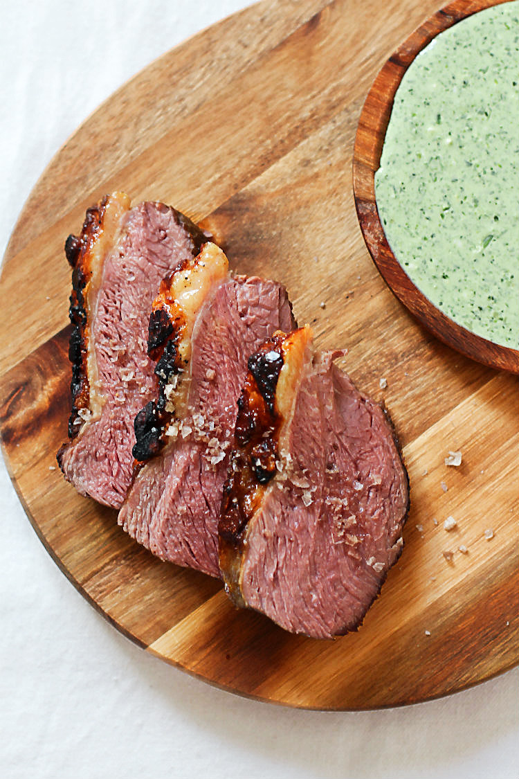 Picanha (Schwanzstück vom Rind; wie ein Tafelspitz mit Fettdeckel) sous vide 30 Stunden/56 °C | Arthurs Tochter kocht. Der Blog für Food, Wine, Travel & Love von Astrid Paul