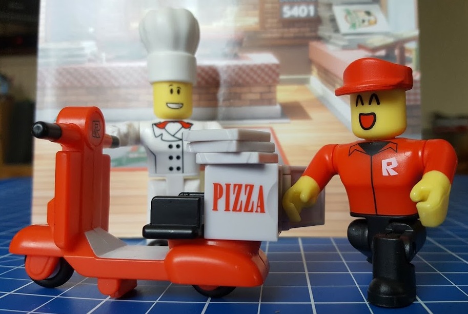 The Brick Castle Roblox Toys Series 1 From Jazwares Review Age 6 - roblox work at a pizza place game pack action figures