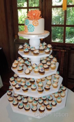 Cupcake Wedding Display