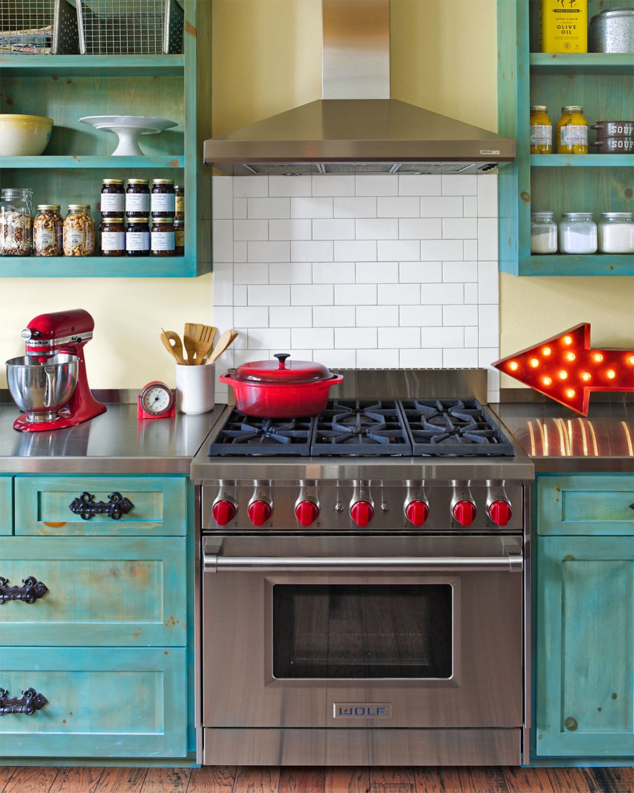 Decor Inspiration /// Colorful Kitchens That Work | Design ...