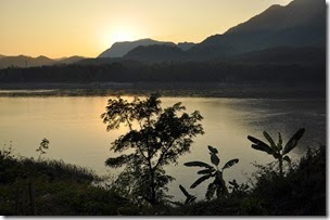 Laos Luang Prabang Elephant camp sunset 140201_0269