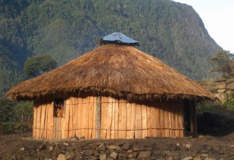 Rumah Adat Papua Timur dan Fungsinya