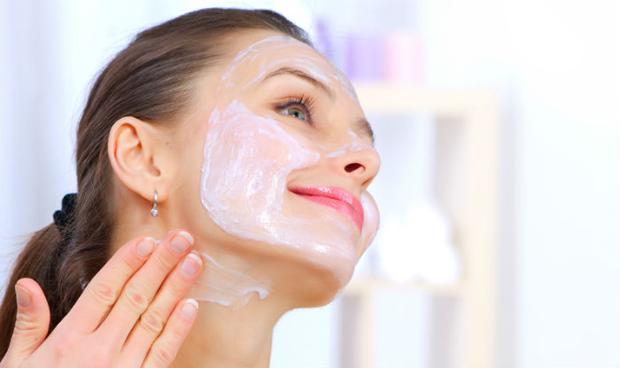 Skin Lightning Using Yogurt