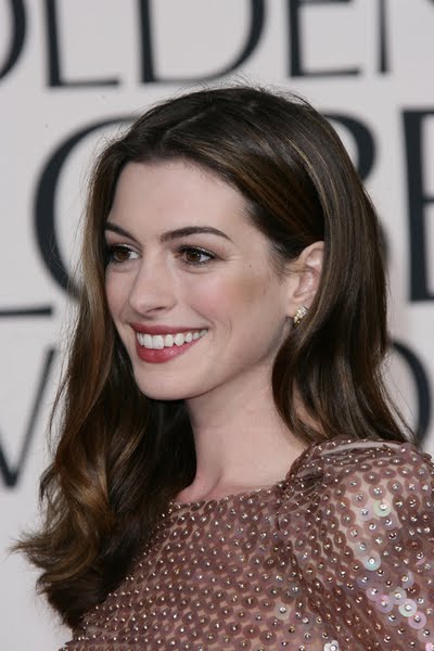 anne hathaway hair 2011