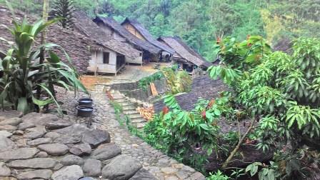 rumah baduy