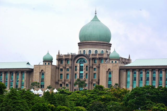 Tasik River Cruise Putrajaya Ministry