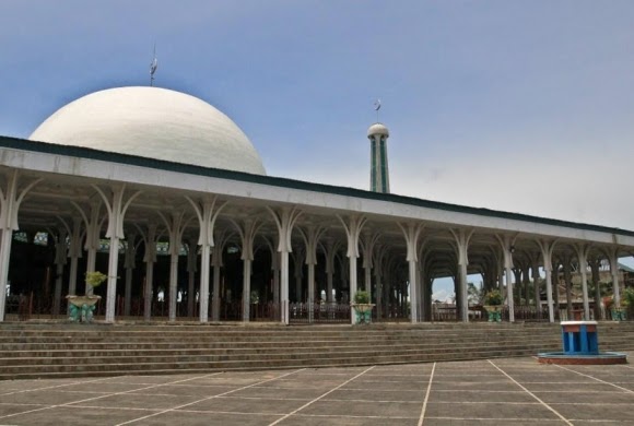 Sejarah singkat Masjid seribu tiang (Masjid Agung Al Falah Jambi)