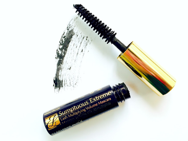 A review on the Estée Lauder Sumptuous Extreme Lash Multiplying Volume Mascara in 01 Extreme Black