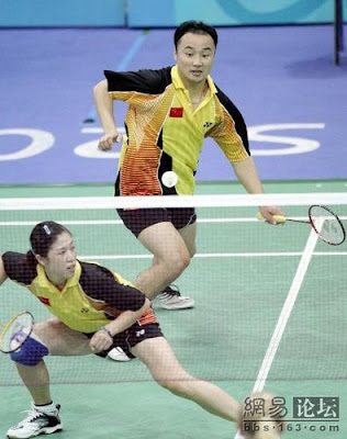 Atenas 2004 - Zhang Jun y Gao Ling, oro en dobles mixtos de badminton