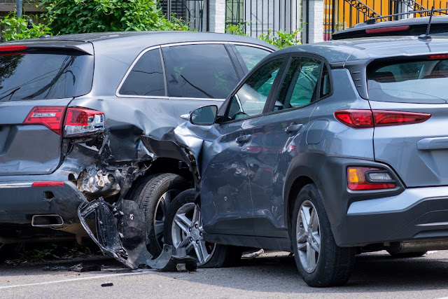 Who is Liable in a Car Accident - The Driver or Owner?