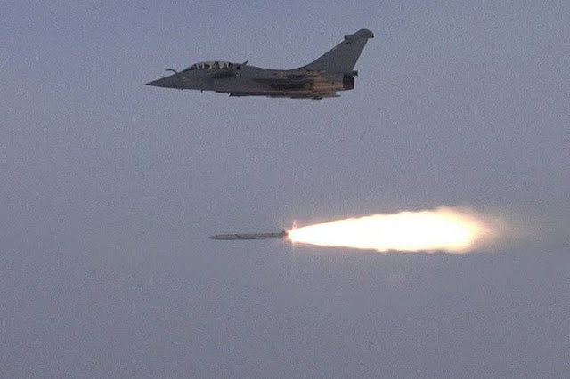French Rafale test ASMPA missile