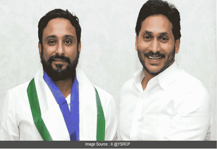 Ambati Rayudu quits YSRCP party days after joining, says will stay away from politics for little while, Andra Pradesh, News, Politics, Ambati Rayudu, Quits YSRCP Party, Politics, Elections, MLA, Leaders, National
