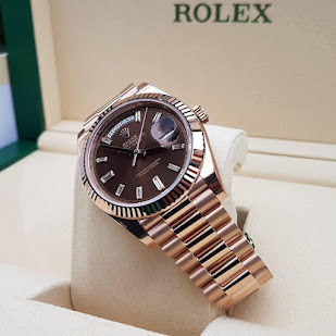 Cửa hàng thu mua đồng hồ cũ chính hãng - rolex - patek philippe - Audemars piguet Z5035902519005_4631087015514706cd30b1f34e3f179d