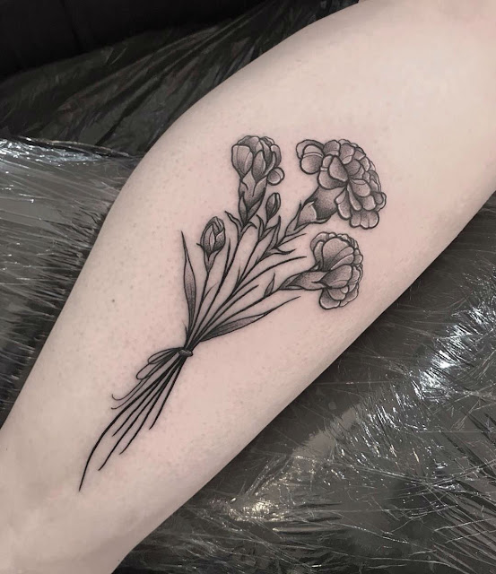 Tatuagens de flores para as mulheres