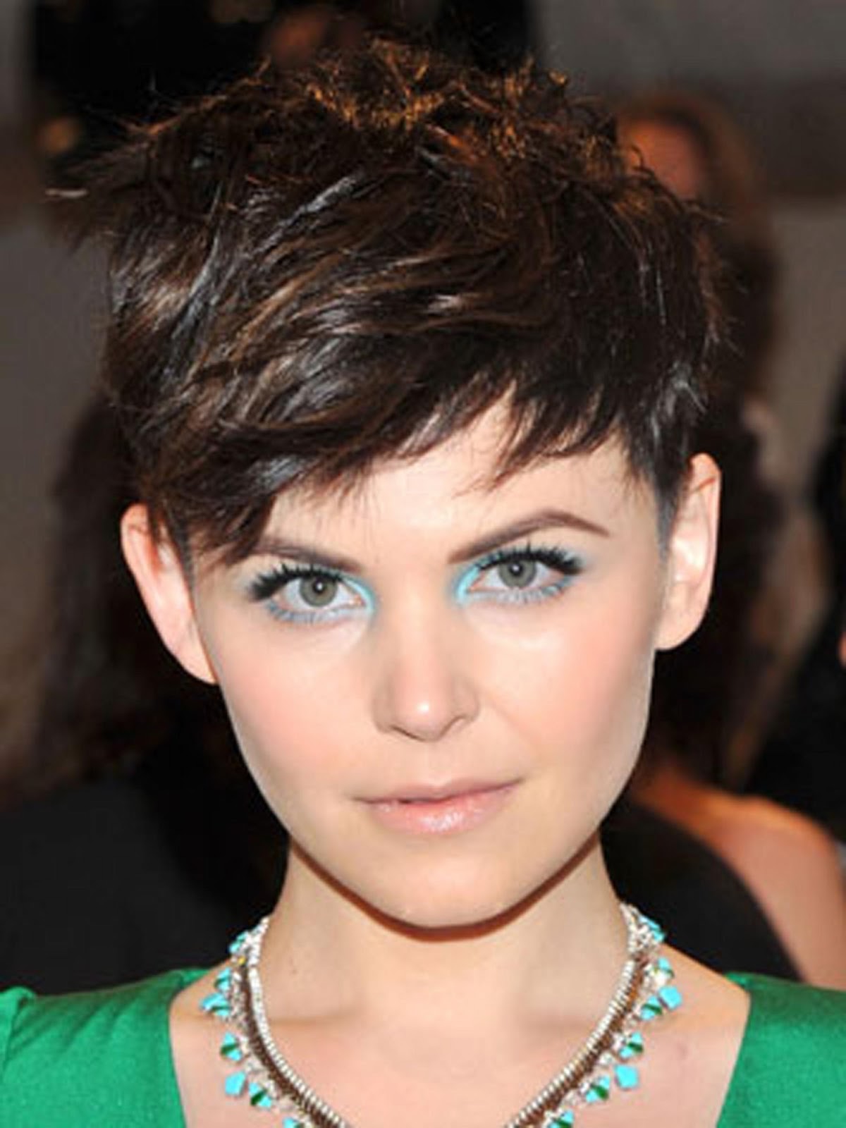 short edgy hairstyles new 2013 title=