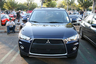 Mitsubishi Outlander Pictures